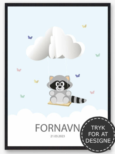 Navnetavle med vaskebjørn. Du designer selv navneplakaten ved at vælg det dyr som du ønsker og indtaste barnets navn. Den søde vaskebjørn navntavle er en billig barselsgave eller dåbsgave