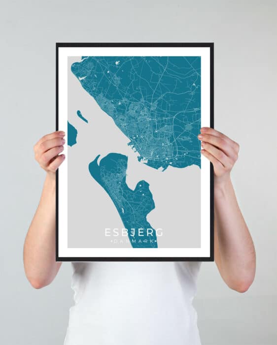 Esbjerg bykort i stilrent plakat design. Denne Esbjerg byplakat er med blå baggrund og viser Esbjerg kortet fra sin smukkeste side