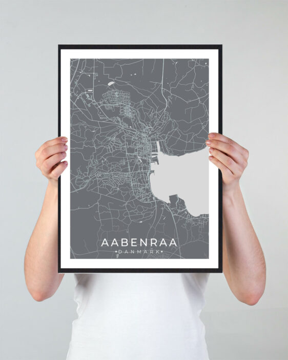 Aabenraa bykort i stilrent plakat design. Denne Aabenraa byplakat er med grå baggrund og viser Aabenraa kortet fra sin smukkeste side