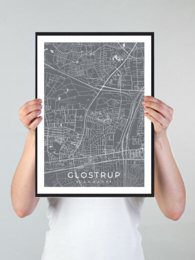 Glostrup bykort i stilrent plakat design. Denne Glostrup byplakat er med grå baggrund og viser Glostrup kortet fra sin smukkeste side