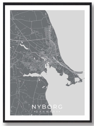 Nyborg bykort i stilrent plakat design. Denne Nyborg byplakat er med grå baggrund og viser Nyborg kortet fra sin smukkeste side