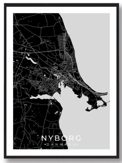 Nyborg bykort i stilrent plakat design. Denne Nyborg byplakat er med sort baggrund og viser Nyborg kortet fra sin smukkeste side