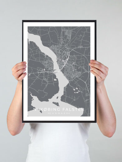 Nykøbing Falster bykort i stilrent plakat design. Denne Nykøbing Falster byplakat er med grå baggrund og viser Nykøbing Falster kortet fra sin smukkeste side