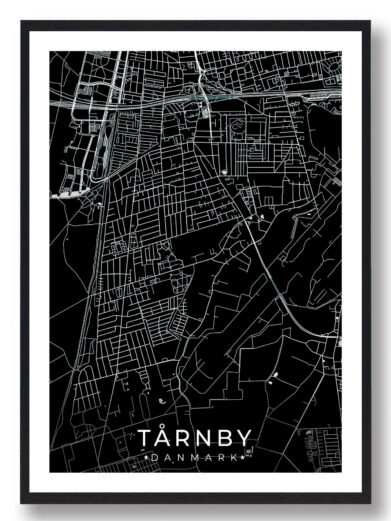 Tårnby bykort i stilrent plakat design. Denne Tårnby byplakat er med sort baggrund og viser Tårnby kortet fra sin smukkeste side