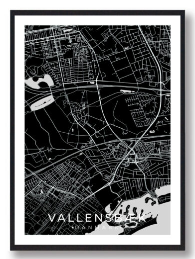 Vallensbæk bykort i stilrent plakat design. Denne Vallensbæk byplakat er med sort baggrund og viser Vallensbæk kortet fra sin smukkeste side