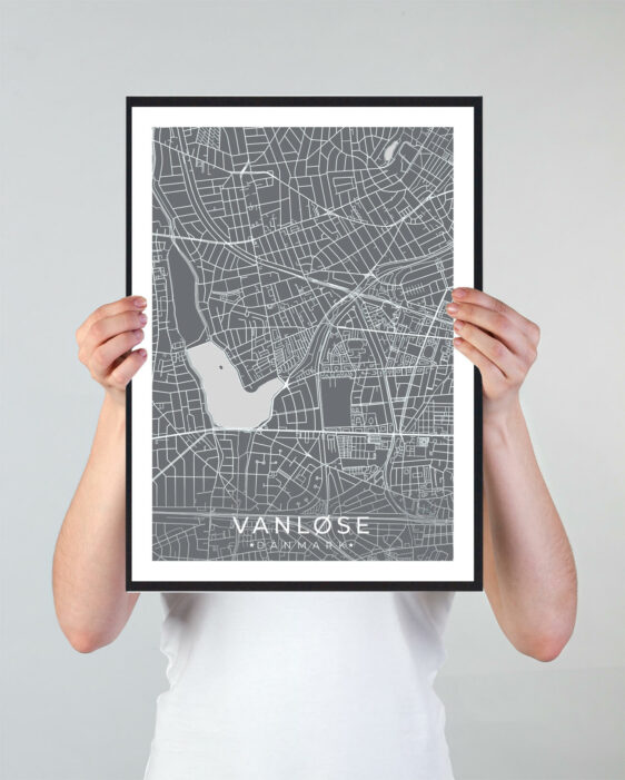 Vanløse bykort i stilrent plakat design. Denne Vanløse byplakat er med grå baggrund og viser Vanløse kortet fra sin smukkeste side