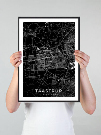 Taastrup bykort i stilrent plakat design. Denne Taastrup byplakat er med sort baggrund og viser Taastrup kortet fra sin smukkeste side