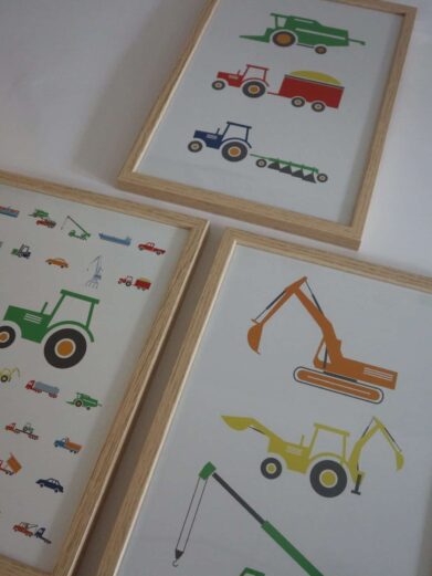 Gravko, traktor, lastbil og andre søde børne plakat motiver. Plakatsæt til drenge børneværelset