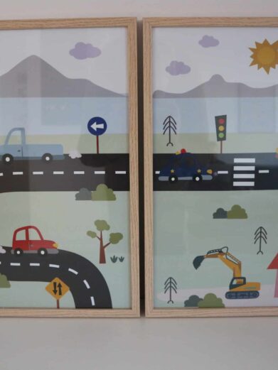 Børneplakat med biler til børneværelset.