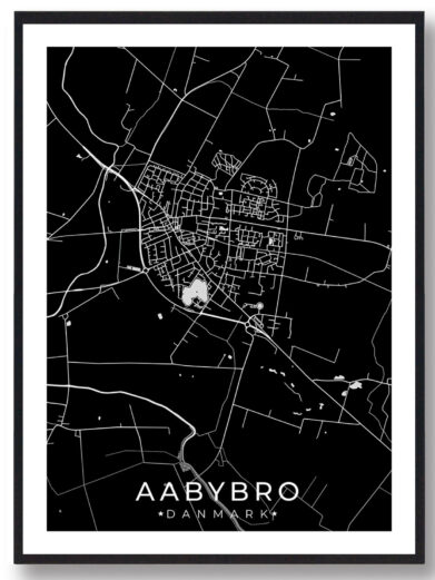 Aabybro bykort i stilrent plakat design. Denne Aabybro byplakat er med sort baggrund og viser Aabybro kortet fra sin smukkeste side