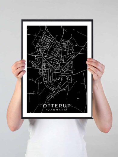 Otterup bykort i stilrent plakat design. Denne Otterup byplakat er med sort baggrund og viser Otterup kortet fra sin smukkeste side