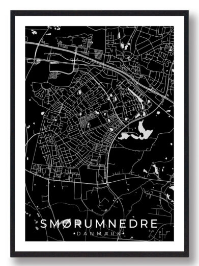 Smørumnedre bykort i stilrent plakat design. Denne Smørumnedre byplakat er med sort baggrund og viser Smørumnedre kortet fra sin smukkeste side