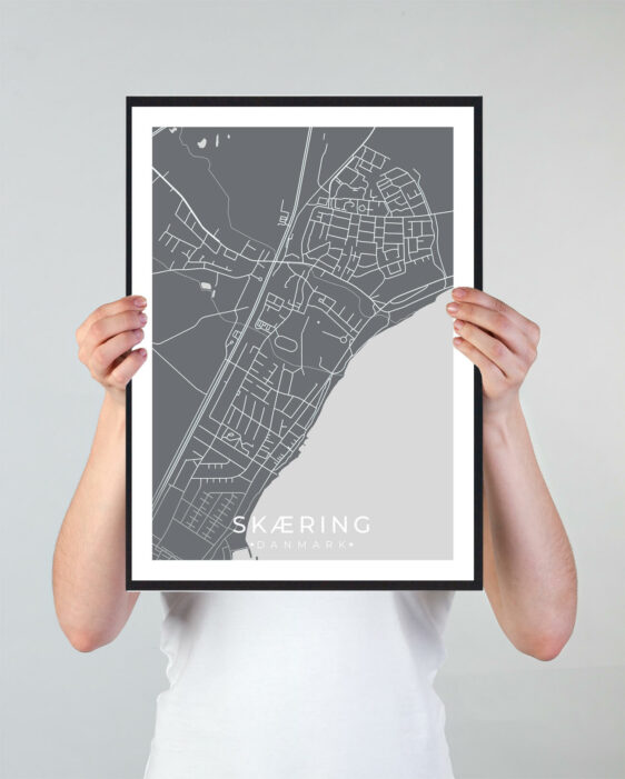 Skæring bykort i stilrent plakat design. Denne Skæring byplakat er med grå baggrund og viser Skæring kortet fra sin smukkeste side