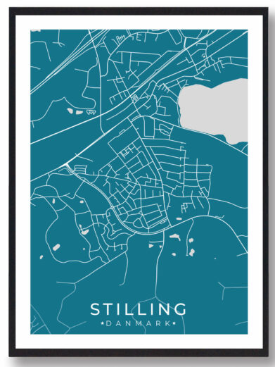 Stilling bykort i stilrent plakat design. Denne Stilling byplakat er med blå baggrund og viser Stilling kortet fra sin smukkeste side