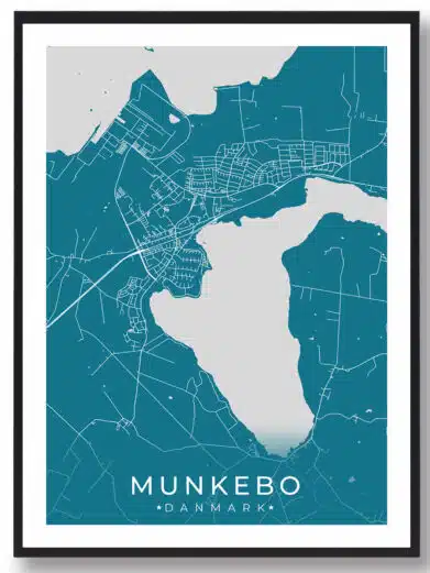 Munkebo bykort i stilrent plakat design. Denne Munkebo byplakat er med blå baggrund og viser Munkebo kortet fra sin smukkeste side