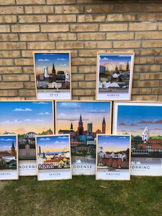 Byplakater af nogle af Danmarks største byer med motiver af nogle af deres hovedattraktionerne