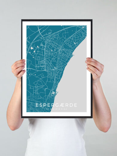 Espergærde bykort i stilrent plakat design. Denne Espergærde byplakat er med blå baggrund og viser Espergærde kortet fra sin smukkeste side