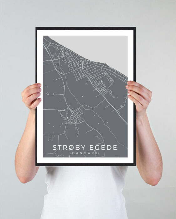 Strøby Egede bykort i stilrent plakat design. Denne Strøby Egede byplakat er med grå baggrund og viser Strøby Egede kortet fra sin smukkeste side
