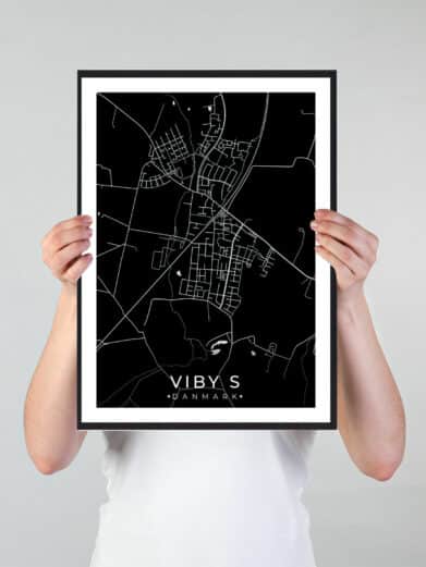 Viby bykort i stilrent plakat design. Denne Viby byplakat er med sort baggrund og viser Viby kortet fra sin smukkeste side