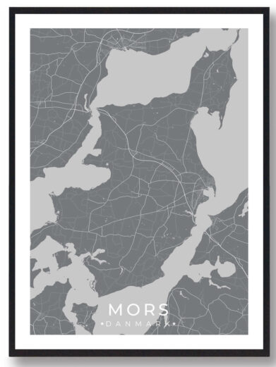 Samsø plakat i sort. Detaljeret kort over øen med veje og vandveje i grå nuancer. Elegant og minimalistisk design.