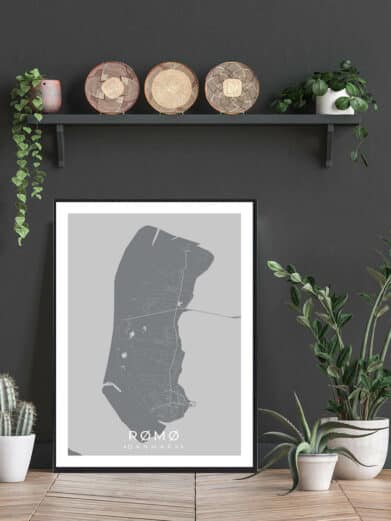 Framed Rømø Danmark map poster in gray tones. Minimalist Scandinavian design. Perfect decor for home or office.