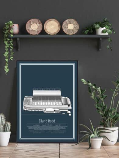 Leeds fodbold plakat. Se det flotte Leeds stadion plakat med blå baggrund