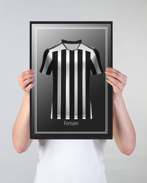 Juventus fodboldplakat af spillertrøje, hvor man kan indsætte navn