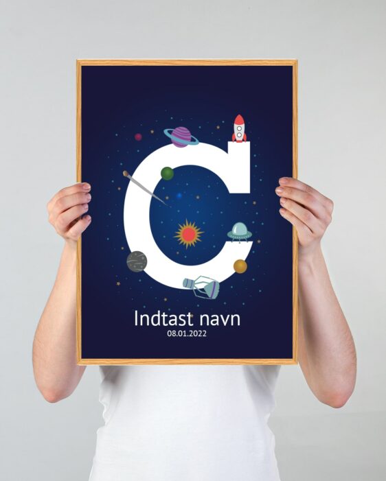 Navneplakat med universet som tema og bogstavet C