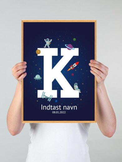 Navneplakat med universet med bogstavet K