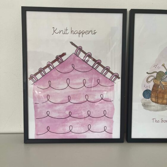 Knit happens plakat. Søde strikke plakat som er den perfekte gaveide, til den som strikker meget