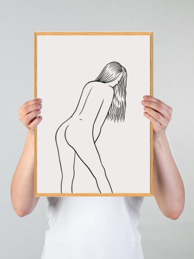 Line art poster: Minimalist drawing of a woman with long hair, back view, in a wooden frame. Modern, Scandinavian style.