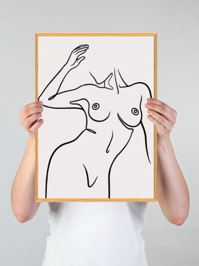 Line art 'stregtegnings plakat' featuring a minimalist black line drawing of a nude woman on a white background, held in a wooden frame.