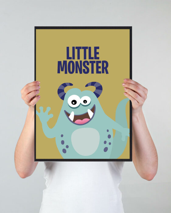 Monsterplakat med gul baggrundsfarve og et sjovt monster. Denne monsterplakat er i en flot design, som passer perfekt til børneværelset.