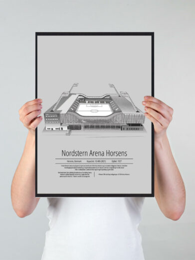 Fodbold plakat med AC Horsens stadion. Denne fodbold plakat med AC Horsens er i flot stilren grå baggrund