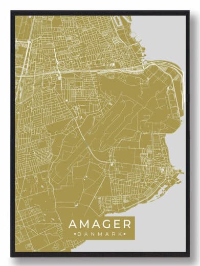Amager byplakat i karrygul. Detaljeret kort over Amager, Danmark, med gader og vandveje. Moderne design med sort ramme.