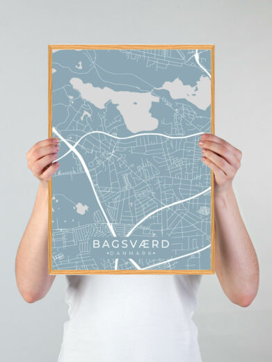 Bagsværd by plakat med lyseblå baggrund. Denne Bagsværd plakat med området som motiv viser Bagsværd fra sin smukkeste side