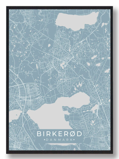 Birkerød byplakat i stilrent design. Denne Birkerød byplakat er med lyseblå baggrund og viser Birkerød fra sin smukkeste side