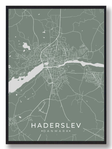 Haderslev byplakat i stilrent design. Denne Haderslev byplakat er med grøn baggrund og viser Haderslev fra sin smukkeste side
