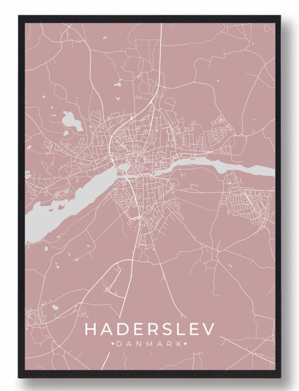 Haderslev byplakat i stilrent design. Denne Haderslev byplakat er med rosa baggrund og viser Haderslev fra sin smukkeste side