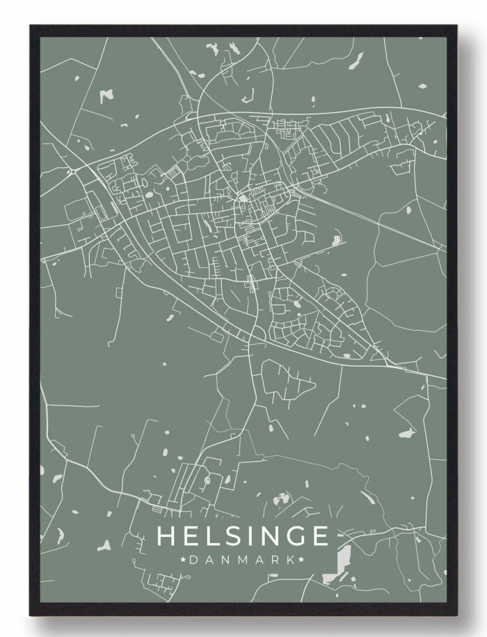 Helsinge byplakat i stilrent design. Denne Helsinge byplakat er med grøn baggrund og viser Helsinge fra sin smukkeste side