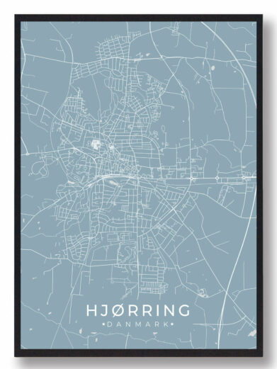 Hjørring byplakat i stilrent design. Denne Hjørring byplakat er med lyseblå baggrund og viser Hjørring fra sin smukkeste side