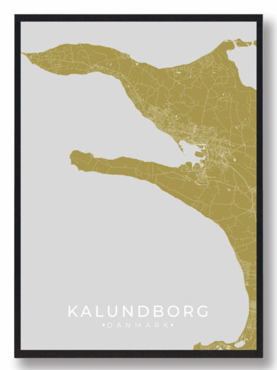 Kalundborg plakat i karrygul farve. Minimalistisk design af Sjællandsk bykort. Perfekt til stuen. Grøn by kunst til væggen.
