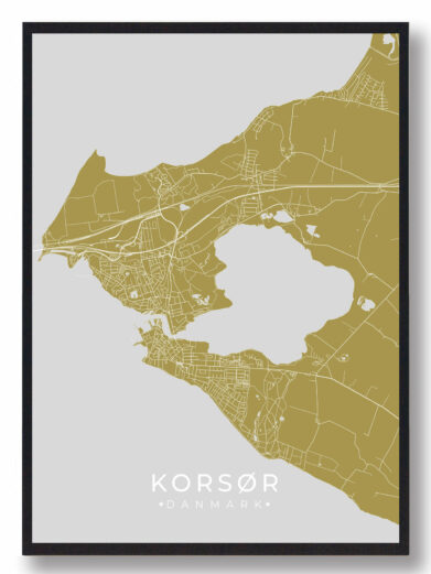 Korsør byplakat i stilrent design. Denne Korsør byplakat er med gul baggrund og viser Korsør fra sin smukkeste side