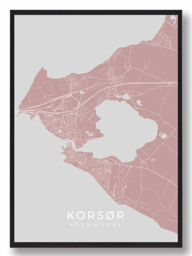 Korsør byplakat i stilrent design. Denne Korsør byplakat er med rosa baggrund og viser Korsør fra sin smukkeste side