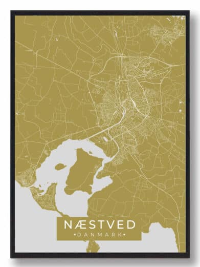 Næstved plakat i karrygul. Detaljeret bykort over Næstved, Sjælland. Perfekt til stuen eller kontoret. Smukt design.