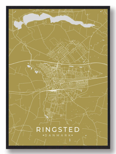 Ringsted byplakat i stilrent design. Denne Ringsted byplakat er med gul baggrund og viser Ringsted fra sin smukkeste side