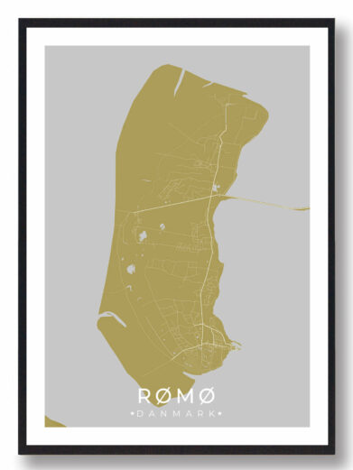 Grøn Rømø plakat med karrygul bykort, detaljerede veje, i sort ramme. Moderne dansk design. Perfekt til Rømø-elskere.