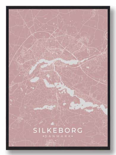 Silkeborg plakat i rosa: Detaljeret bykort med søer og gader. Minimalistisk design indrammet i sort. Perfekt til stuen eller kontoret.