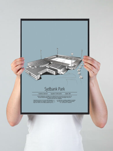 Fodbold plakat med Sønderjyske stadion. Denne fodbold plakat med Sønderjyske er i flot stilren lyseblå-baggrund