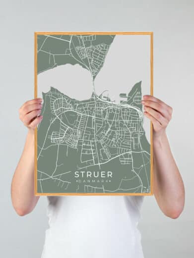 Grøn Struer plakat med bykort. Mintgrøn baggrund, hvide linjer. Moderne design, perfekt til Struer-elskere. Fås på tilbud!